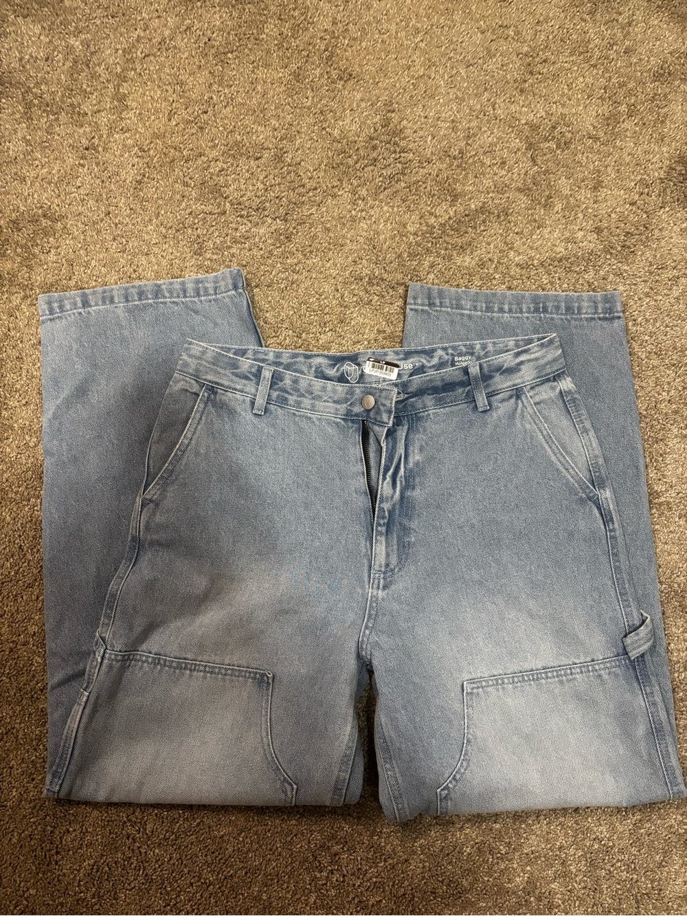 Men's Relaxed Light Blue Denim Jeans - Casual Comfort